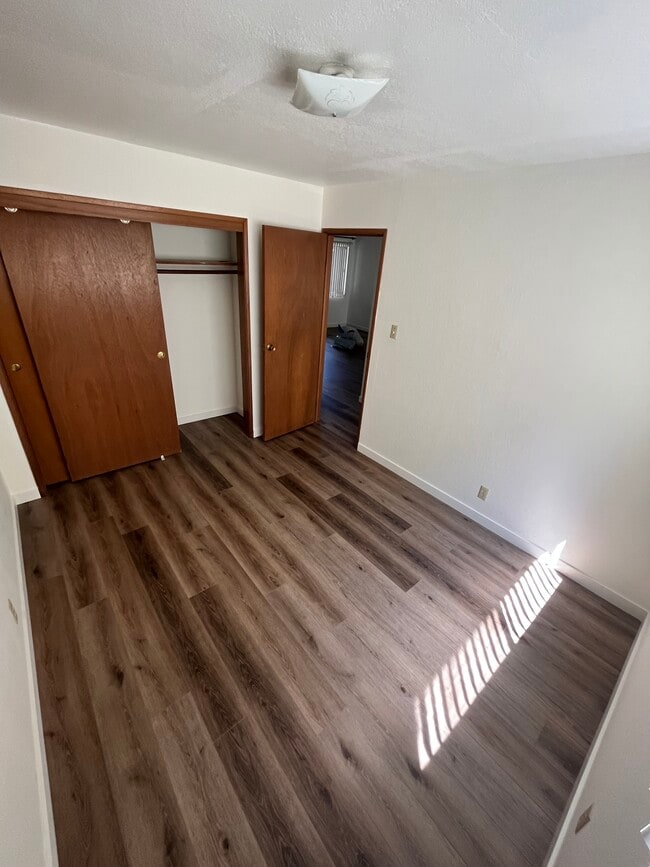 Building Photo - 1822 Francisco St