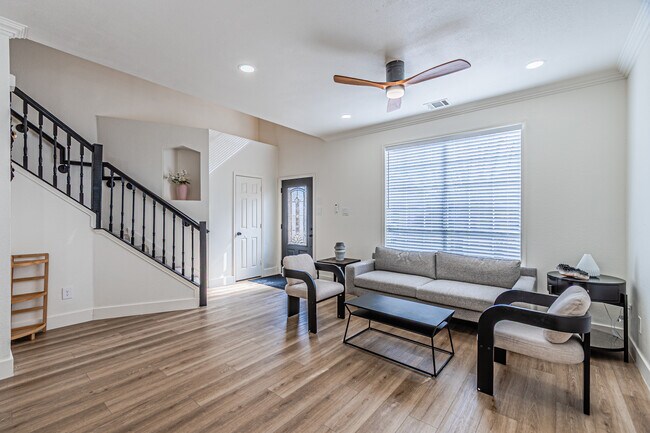 Foto del edificio - 841 Snapdragon Ln