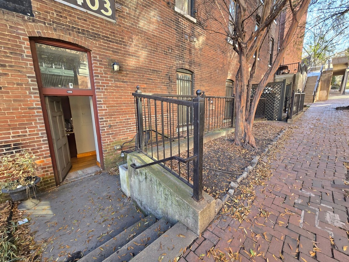 Photo - 114 Virginia St (Richmond, VA)