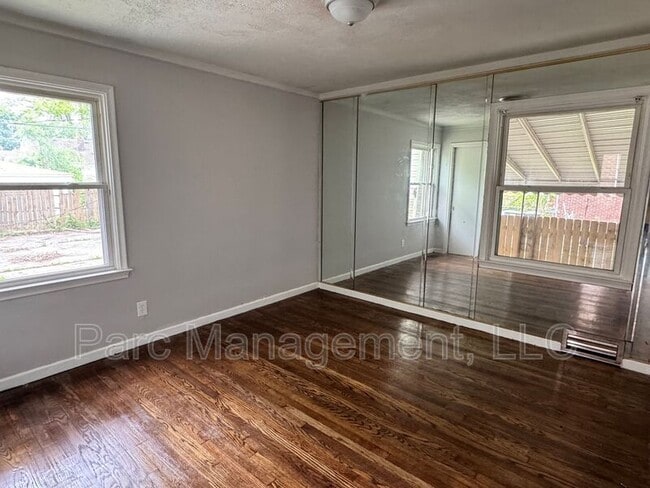 Building Photo - 13574 Mansfield St