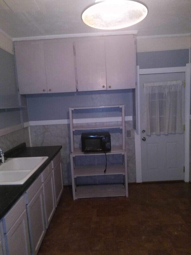 Foto del edificio - 543 Austin St