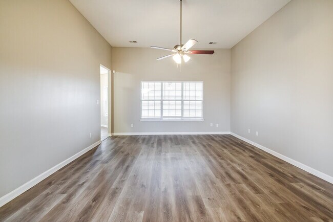 Foto del edificio - 4205 Lexi Dr