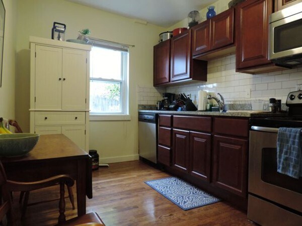 Building Photo - 179 K St