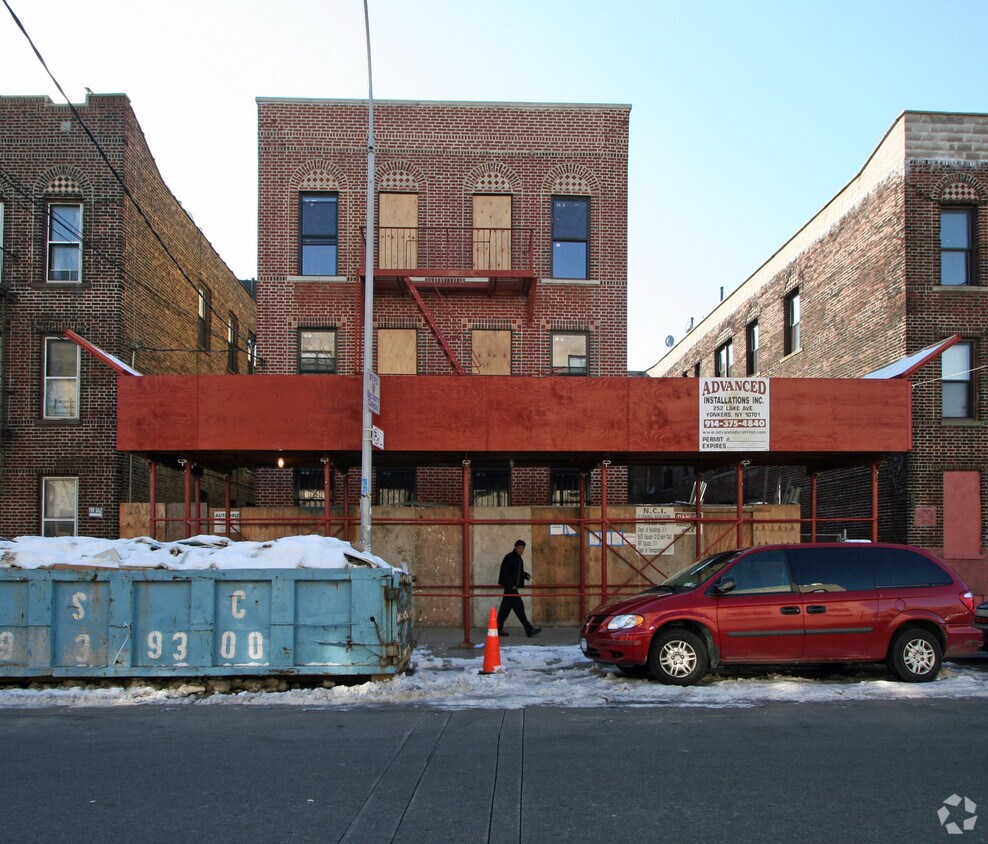 Foto principal - 2732-2736 Pitkin Ave