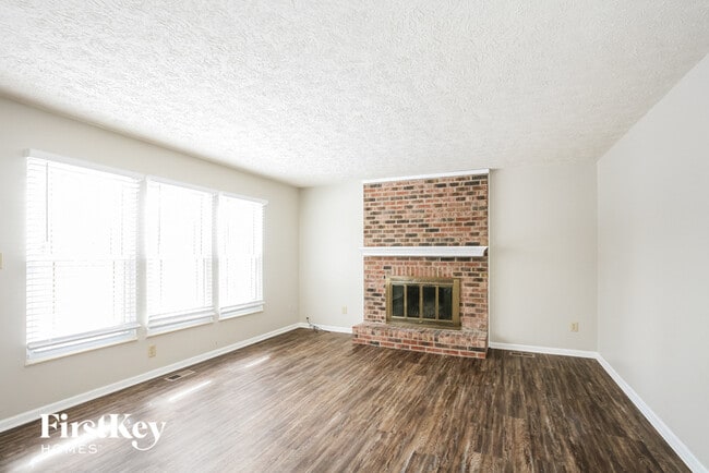 Building Photo - 11255 Baycreek Dr