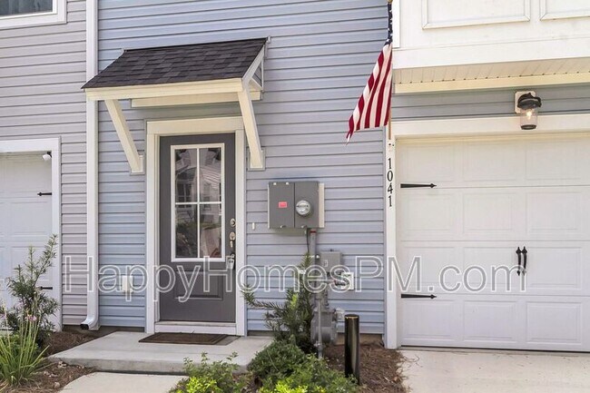 Building Photo - 1041 Old Cypress Run