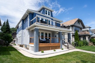 Building Photo - 3263 S Kinnickinnic Ave