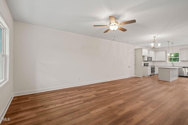 Foto del edificio - 156 Harmony Trl