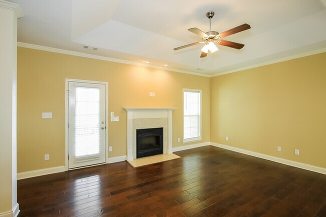 Foto del edificio - Stunning 3 Bedroom Home in Grovetown, GA