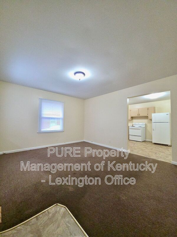 Building Photo - 405-407 Morrison Ave