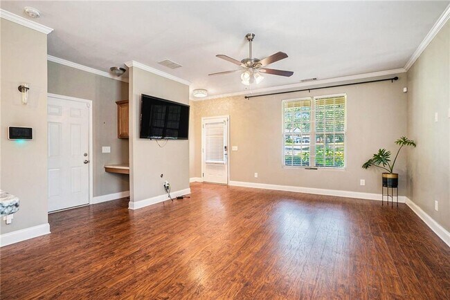Foto del edificio - 2061 Hutton Dr