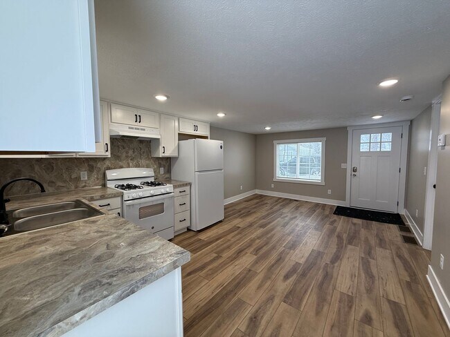 Foto del edificio - Like New! - 1 Bedroom Home in Muskegon