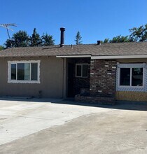 Building Photo - 3912 Amigo Dr