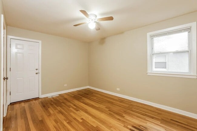 Foto del edificio - 1620 Mulford St