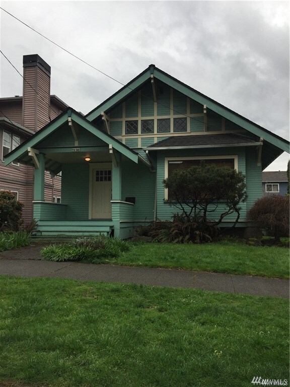 Building Photo - 7420 Latona Ave NE