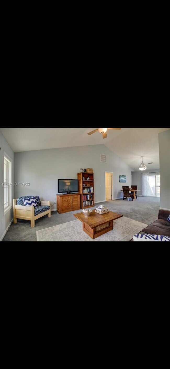 Building Photo - 55 Broadland Cir