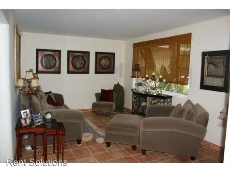 Building Photo - 3 br, 2 bath House - 3114 W Fielder St.