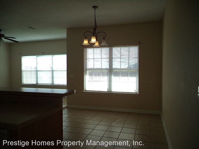 Building Photo - 2 br, 2.5 bath House - 15 Courtyard Way