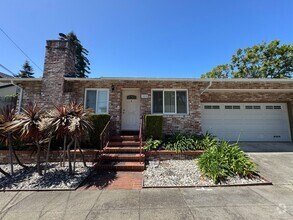 Building Photo - 939-941 Capuchino Ave