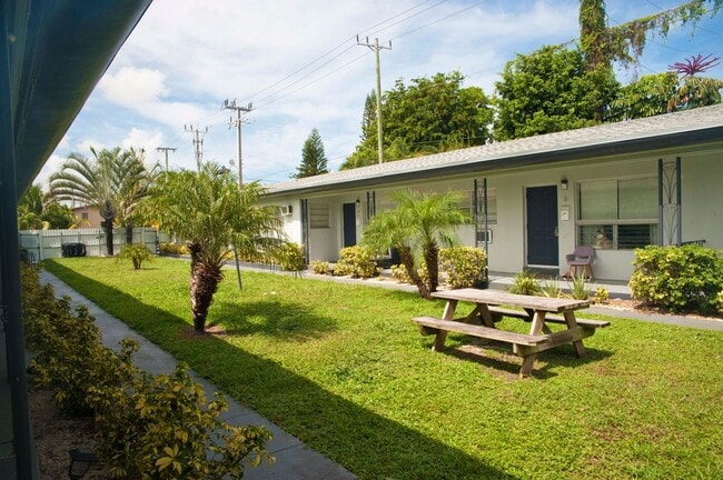 Building Photo - 2206 Fillmore St