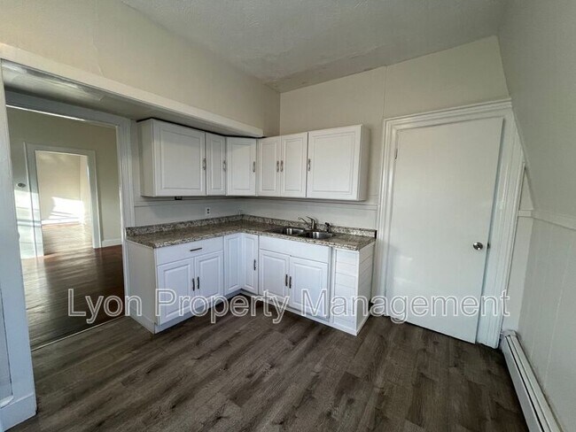 Building Photo - 189 Exchange St