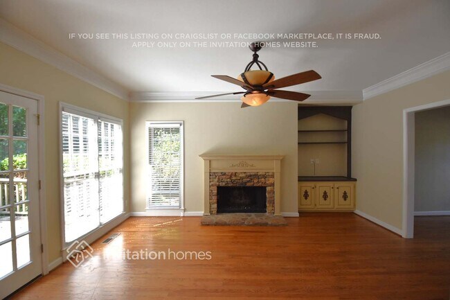 Building Photo - 4885 Leeds Ct