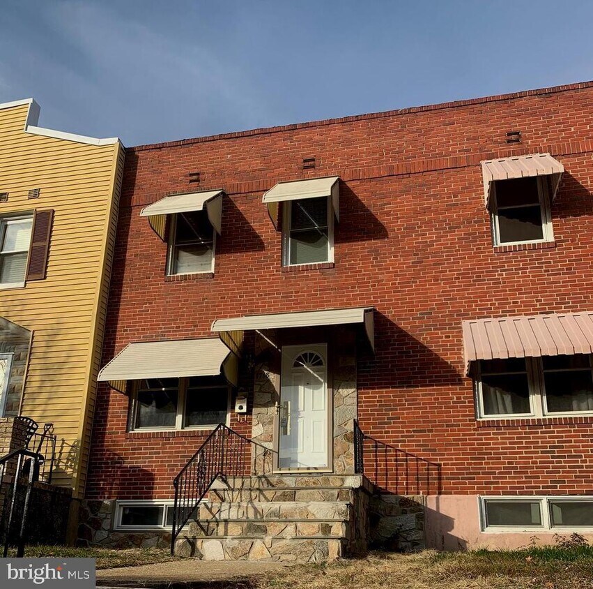 Foto principal - 1718 Redwood Ave