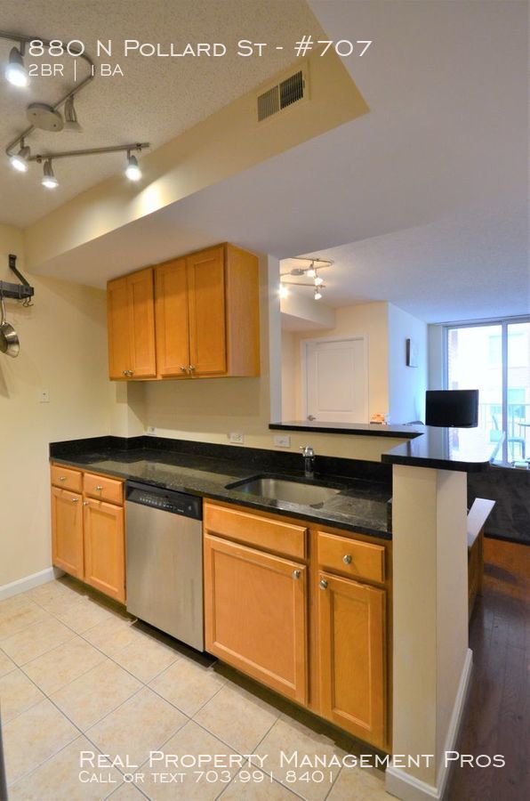 Foto del edificio - Awesome 2 Bedroom in Popular Ballston 880!