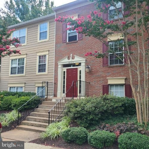 Foto principal - 3803 Green Ridge Ct