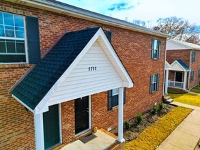 Building Photo - 1711 Baltimore Dr