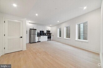 Building Photo - 2157 E Lehigh Ave