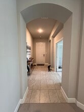 Building Photo - 2900 Blf Crk Dr