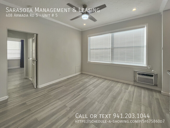 Foto del edificio - 408 Armada Rd S