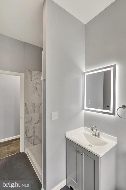 Foto del edificio - 1156 Franklin St