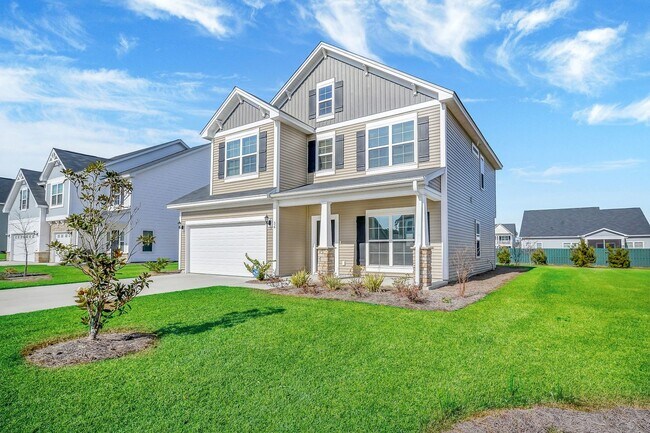 Foto del edificio - Available Soon!