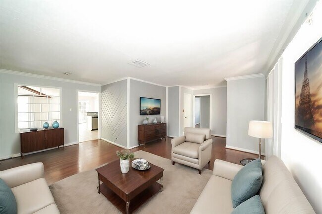 Foto del edificio - 2206 Cheshire Ln