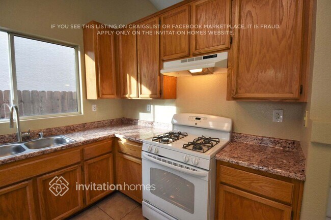 Foto del edificio - 9146 Generations Dr