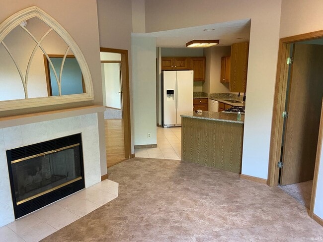 Building Photo - 2245 Sandpiper Ct N