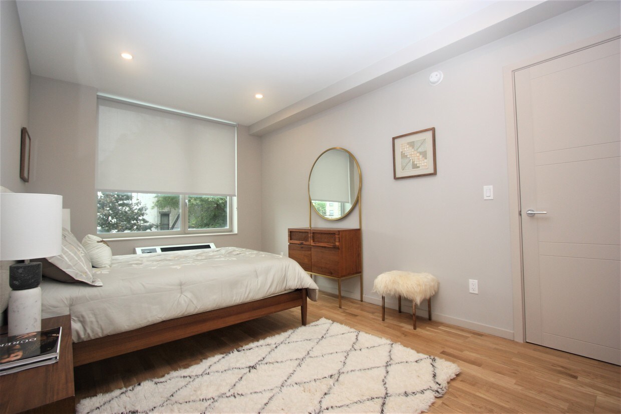 Primary Photo - 1511-1515 Bedford Ave