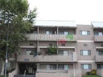 Foto principal - 7040 Haskell Ave