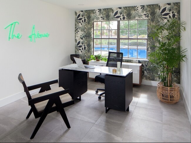 Foto del edificio - The Avenue Apartments
