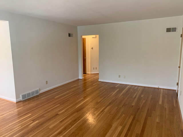 Foto del edificio - 3434 Linwood Ave