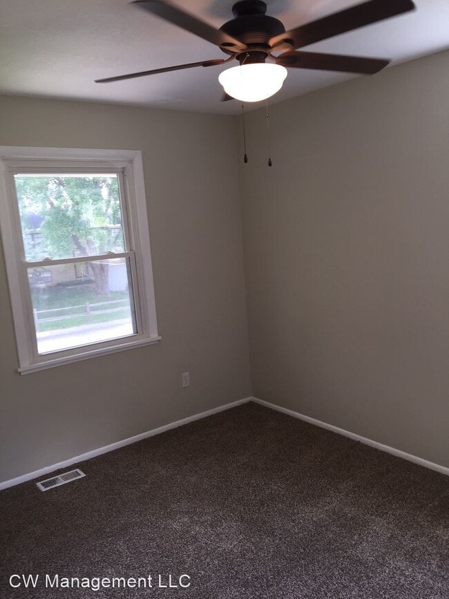 Foto del edificio - 3 br, 1 bath House - 644 Mohican Drive