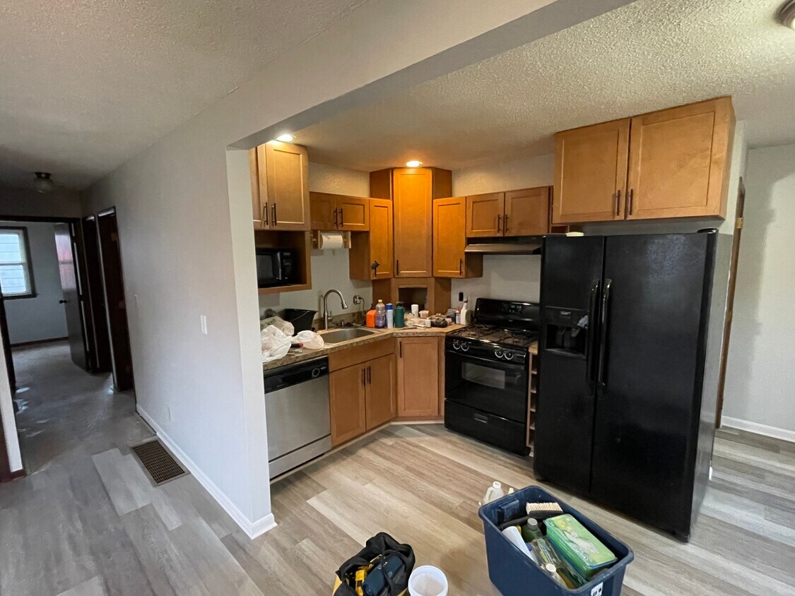 Foto principal - 4901 Schubert St