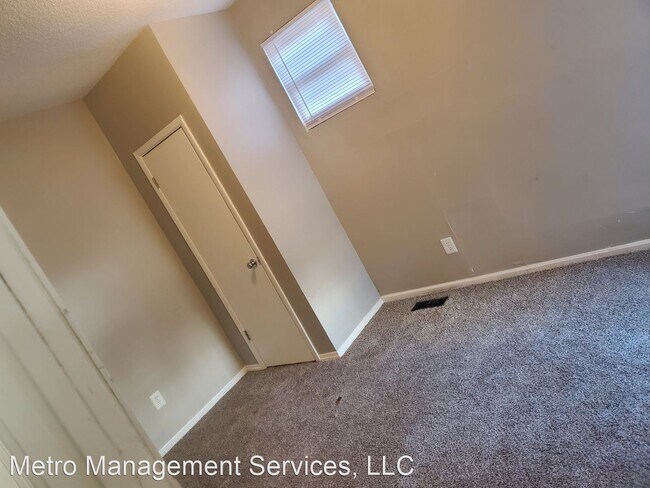 Building Photo - 3 br, 2 bath House - 1700 W. Breckinridge St.