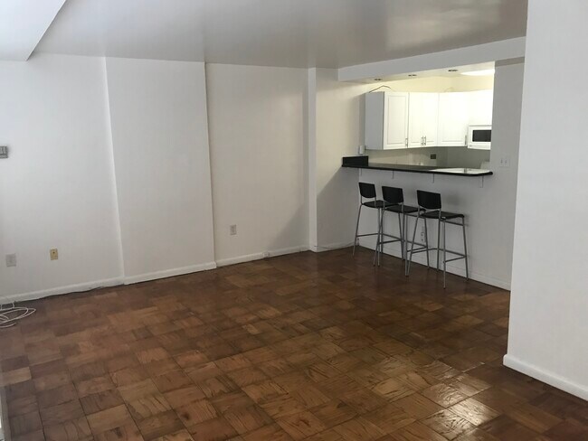 Foto del edificio - 922 24th St NW