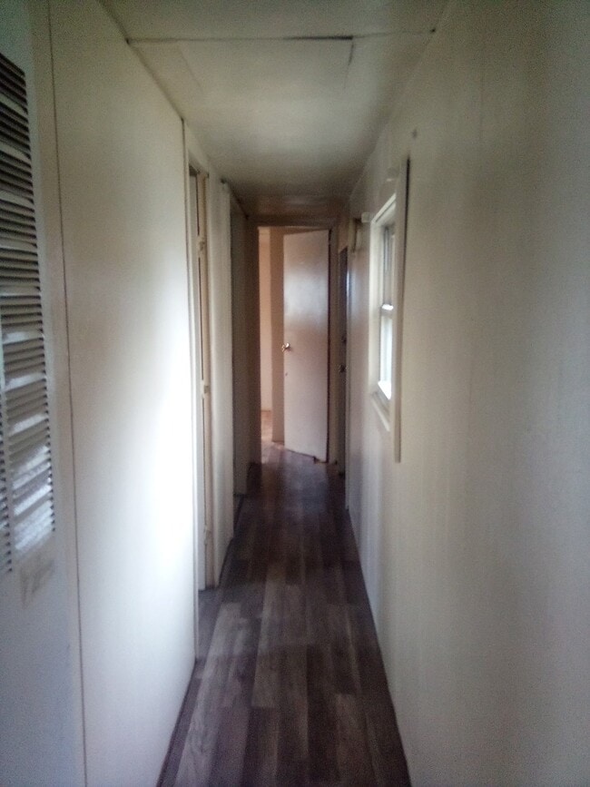 Building Photo - 1130 MT-135