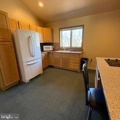 Foto del edificio - 700 Hunters Rd