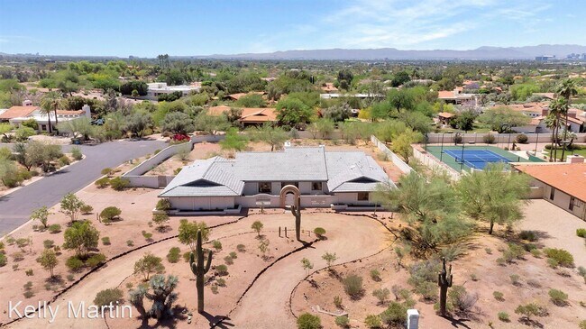 Foto del edificio - 3 br, 2.5 bath House - 3411 E Valley Vista Ln