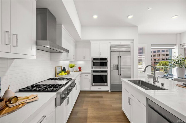 Building Photo - 1301 Rivington